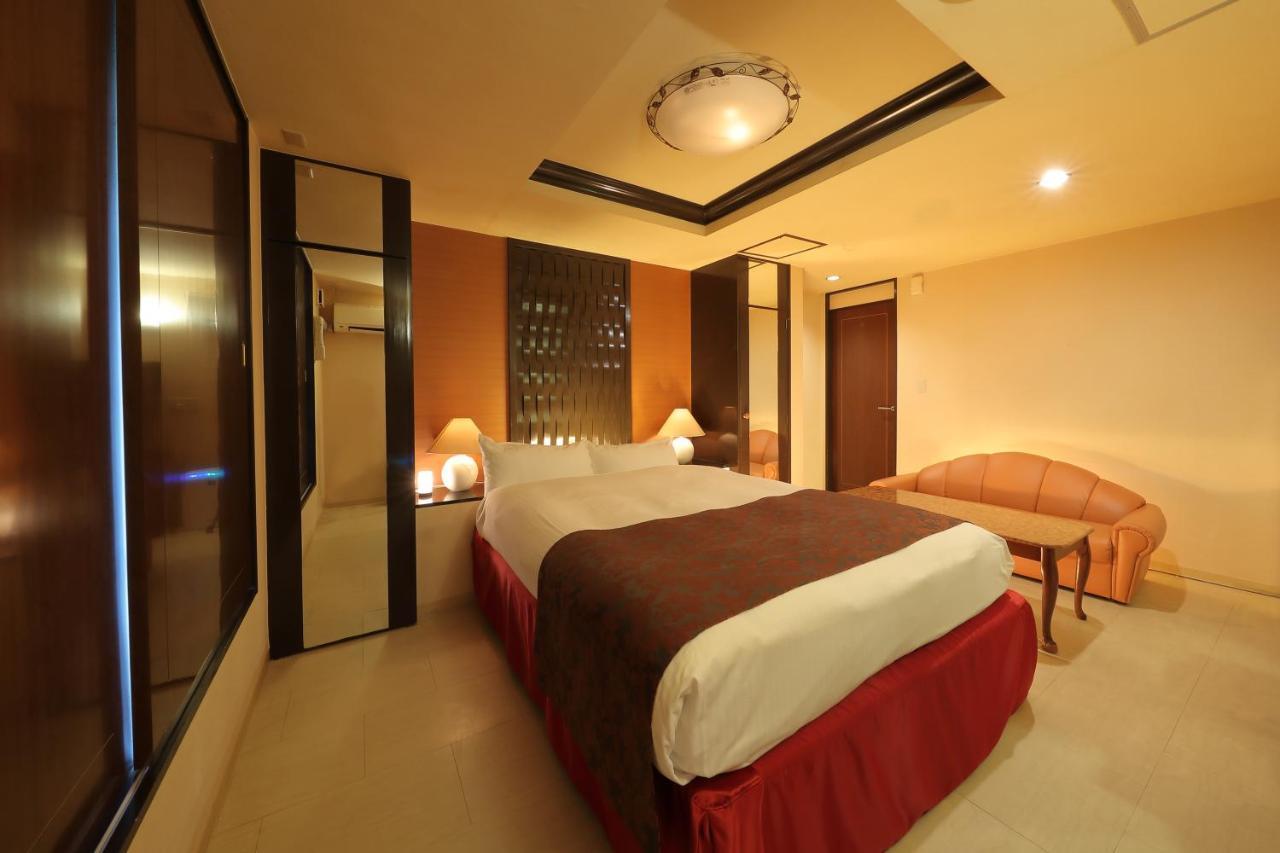 โรงแรมไฟน์โอลีฟ เกียวโต ยามาชินะ ที่จอดรถฟรี - สำหรับผู้ใหญ่เท่านั้น ภายนอก รูปภาพ