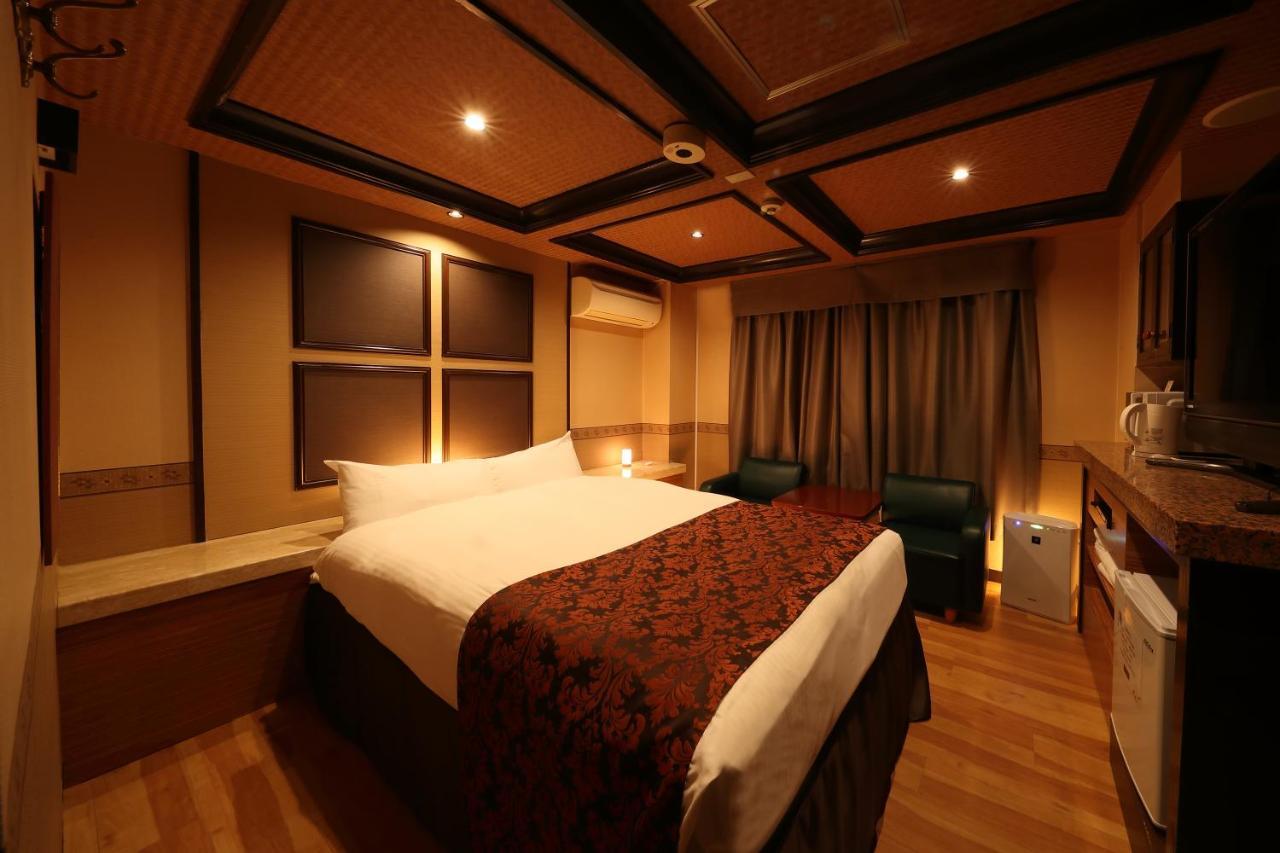 โรงแรมไฟน์โอลีฟ เกียวโต ยามาชินะ ที่จอดรถฟรี - สำหรับผู้ใหญ่เท่านั้น ภายนอก รูปภาพ